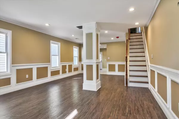 Bound Brook, NJ 08805,537 E 2nd Street