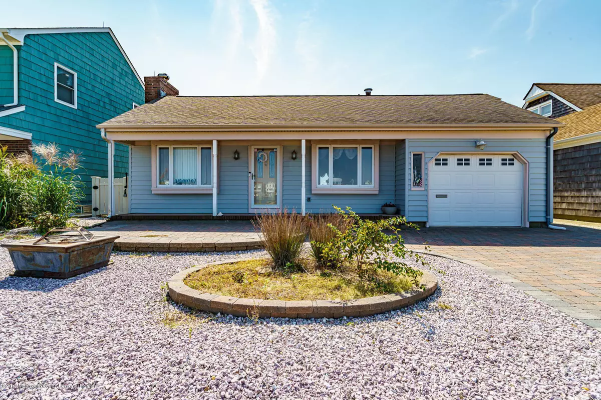 Seaside Park, NJ 08752,215 K Street