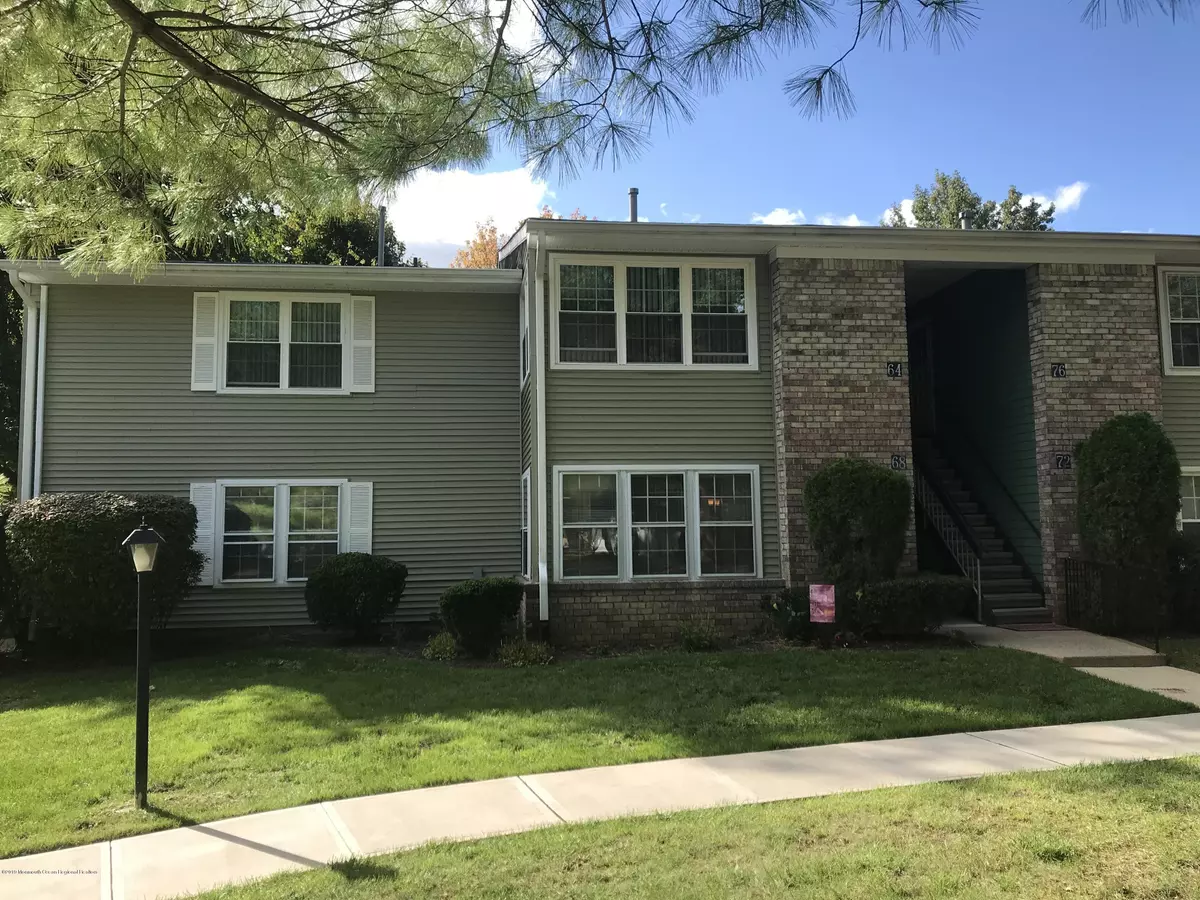 Red Bank, NJ 07701,64 Honeysuckle Lane #215