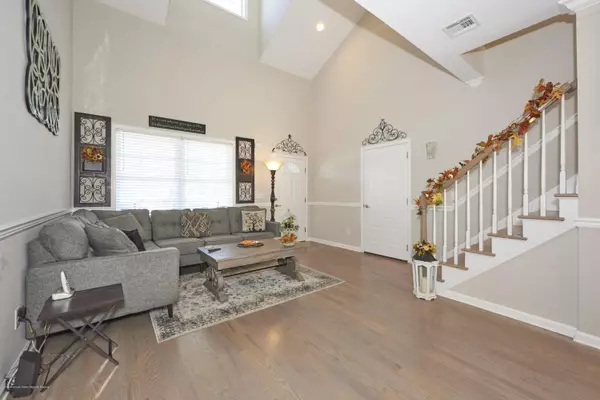 Hazlet, NJ 07730,6 Green Tree Circle