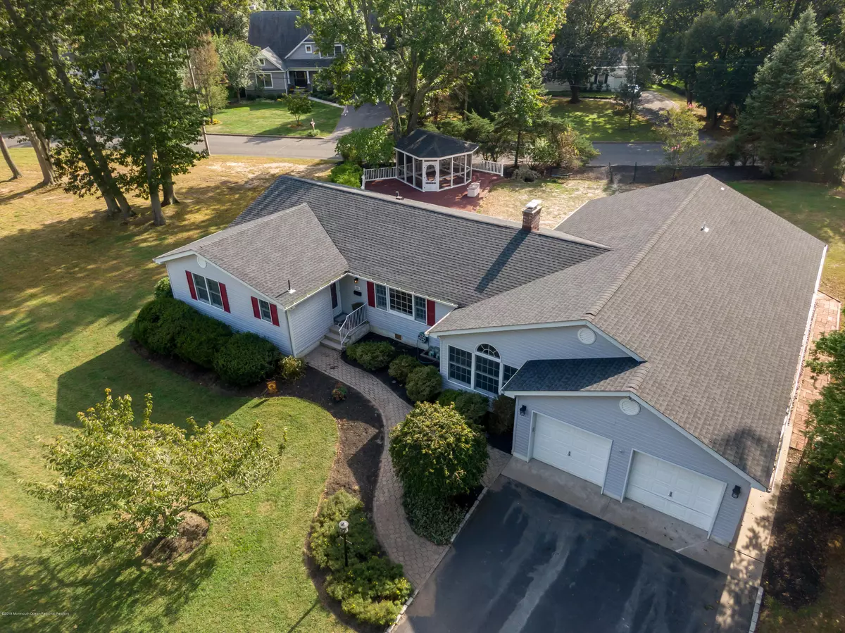 Little Silver, NJ 07739,131 Queens Drive S