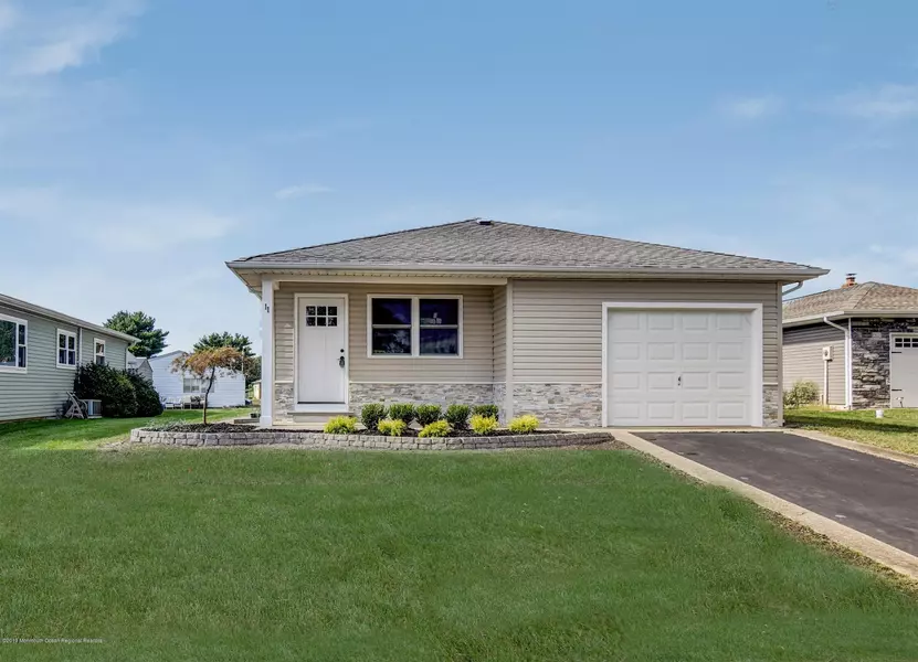 11 Picasso Court, Toms River, NJ 08757