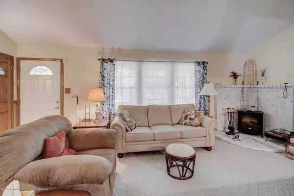 Cream Ridge, NJ 08514,501 Pinehurst Road