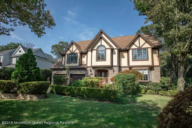 6 Fox Hollow Road, Spring Lake Heights, NJ 07762