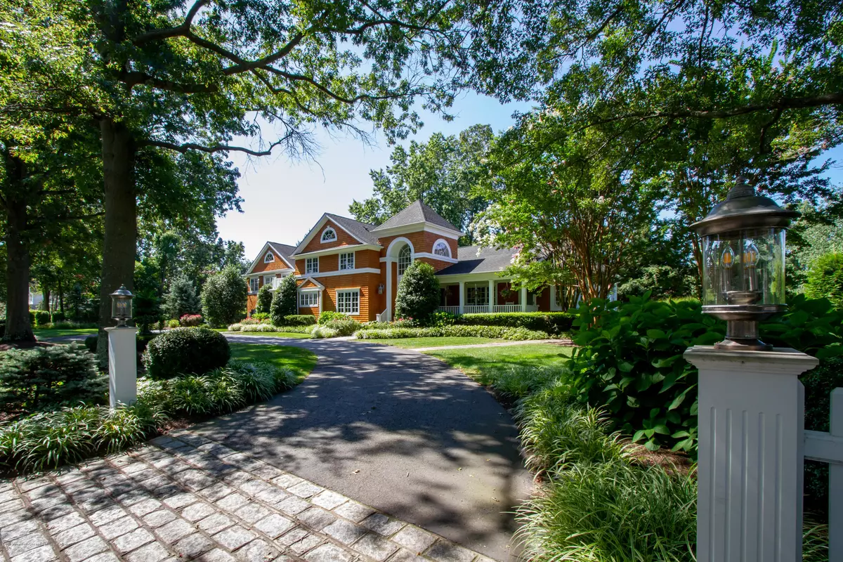 Rumson, NJ 07760,42 Wardell Avenue