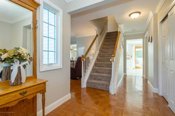 Jackson, NJ 08527,8 Iowa Court