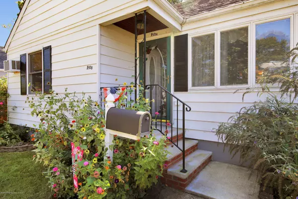 Hazlet, NJ 07734,50 10th Street