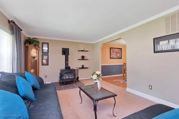 Jackson, NJ 08527,21 Ashford Road