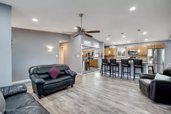 Jackson, NJ 08527,38 Buckingham Drive