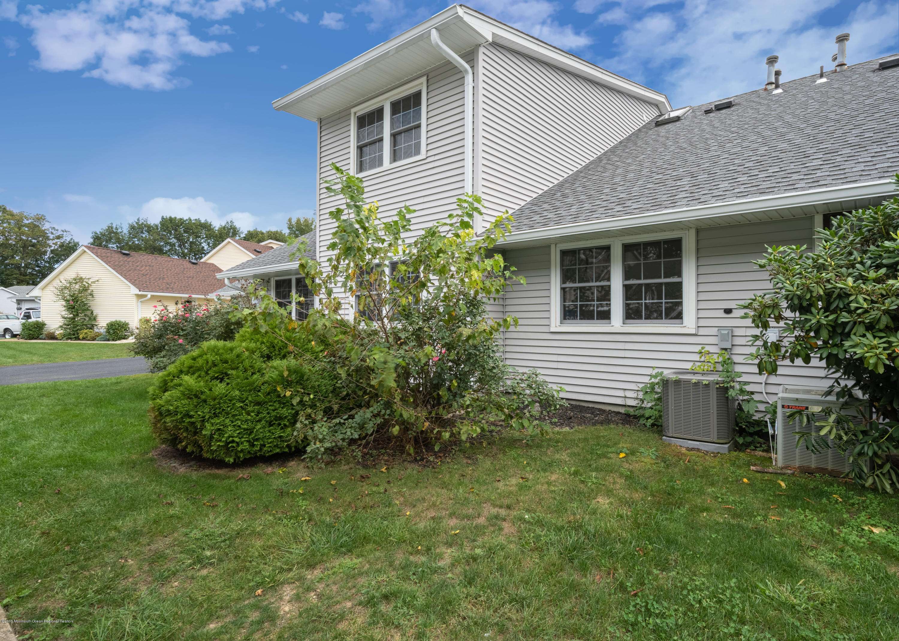 Brick, NJ 08724,17 Amy Court