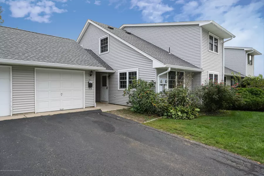 17 Amy Court, Brick, NJ 08724