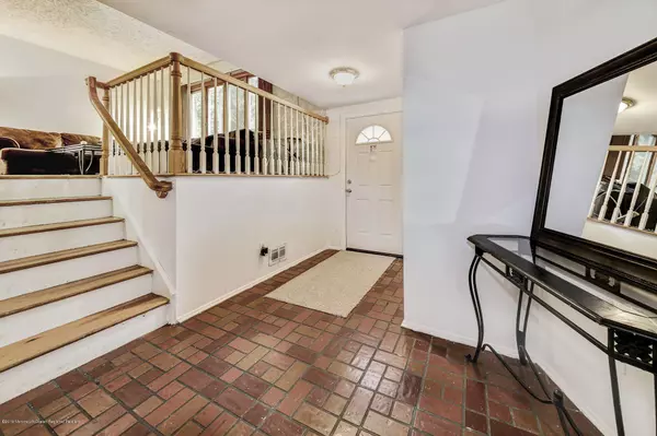 Jackson, NJ 08527,11 Albany Avenue