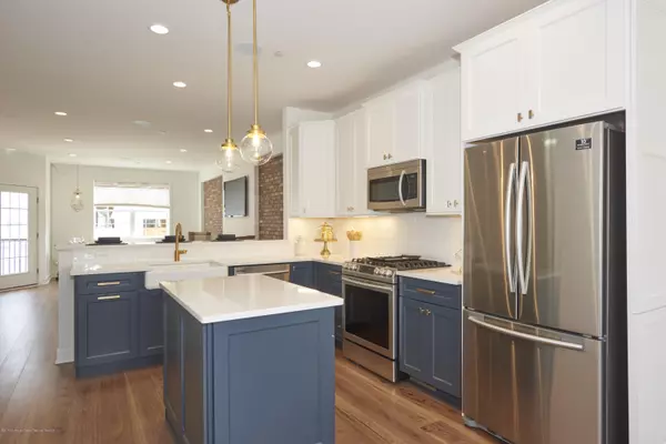 Red Bank, NJ 07701,26 Catherine Street