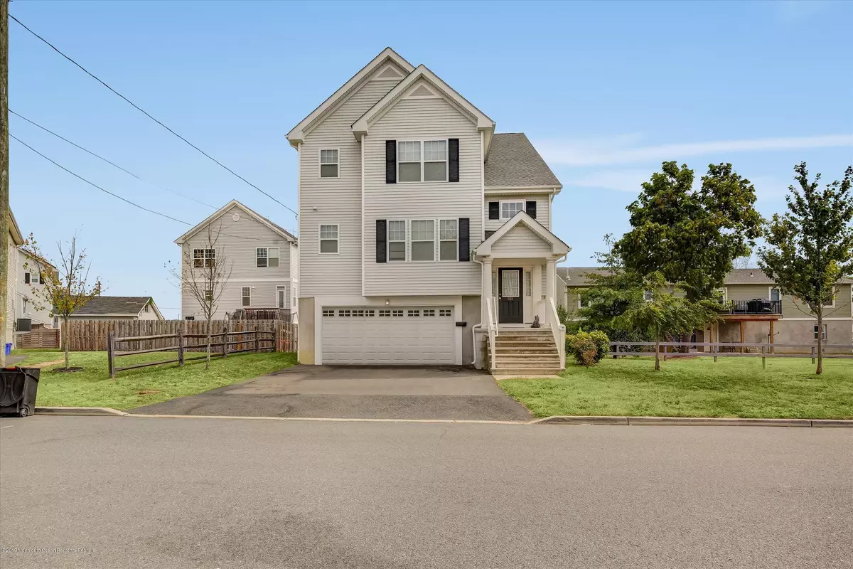 Union Beach, NJ 07735,931 7th Street