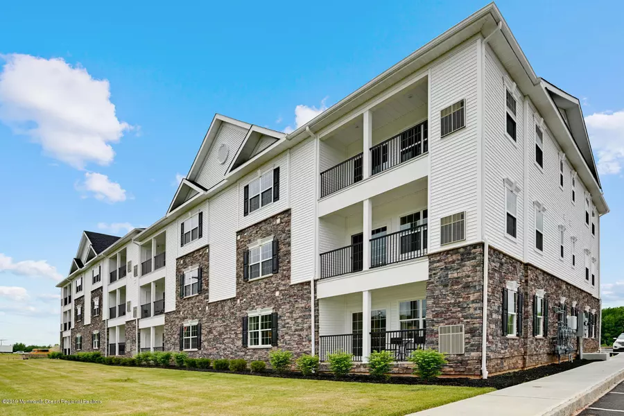 515 Tavern Road, Monroe, NJ 08831