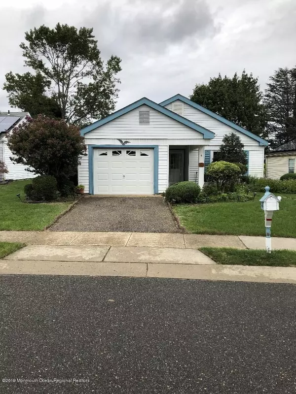 4 Gladstone Avenue, Manchester, NJ 08759