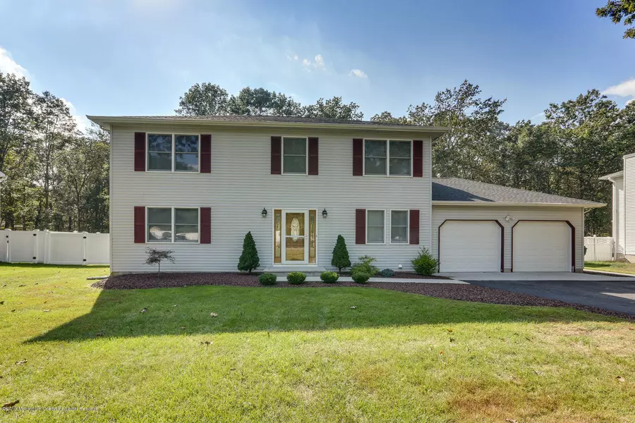 6 Denise Drive, Jackson, NJ 08527
