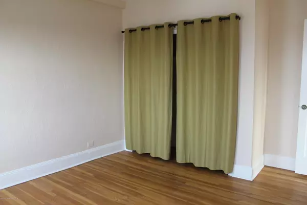 Asbury Park, NJ 07712,400 Deal Lake Drive #7F