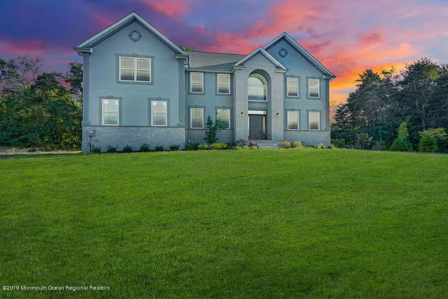 2 Hillcrest Road, Morganville, NJ 07751