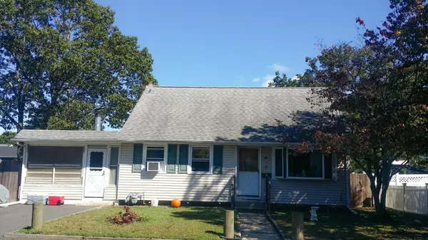 9 Hoover Drive, Brick, NJ 08724