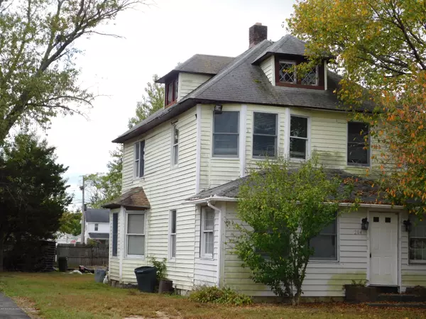 204 Cedar Street, Lakehurst, NJ 08733