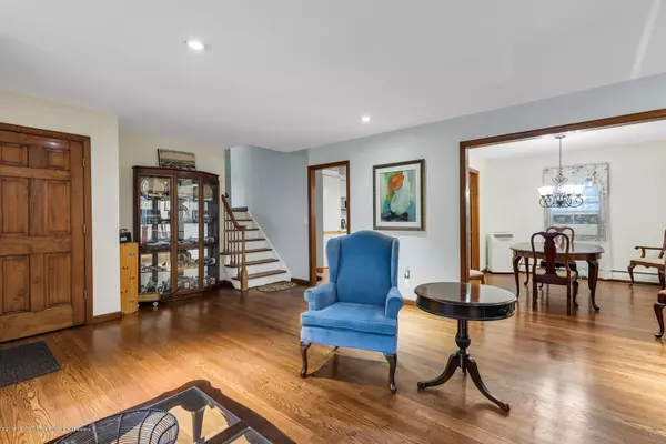 Atlantic Highlands, NJ 07716,43 Grand Avenue