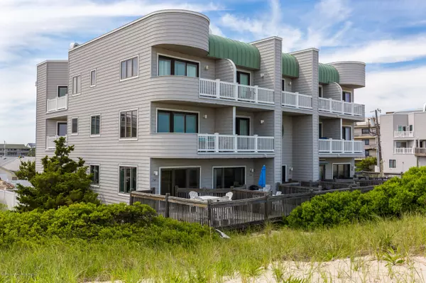 2200 S Ocean Avenue #204 S, Seaside Park, NJ 08752