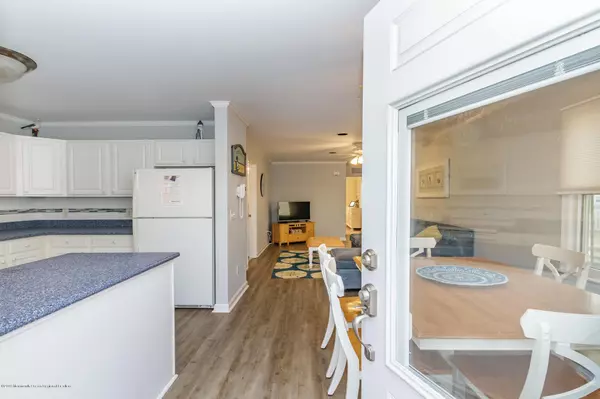 Lavallette, NJ 08735,3036 Route 35 N