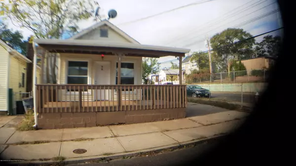 Keansburg, NJ 07734,1 N Shore Street