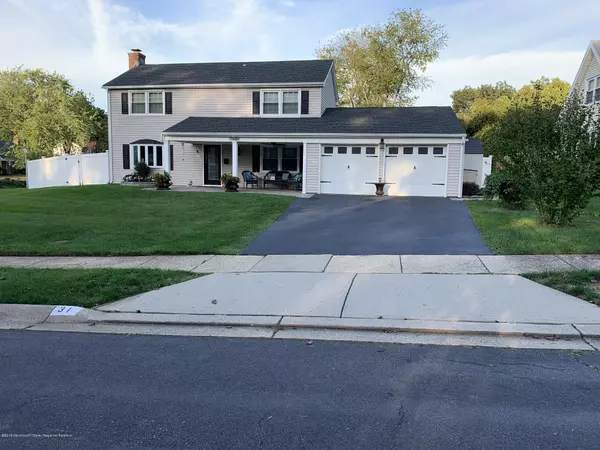 31 Ivy Way, Aberdeen, NJ 07747