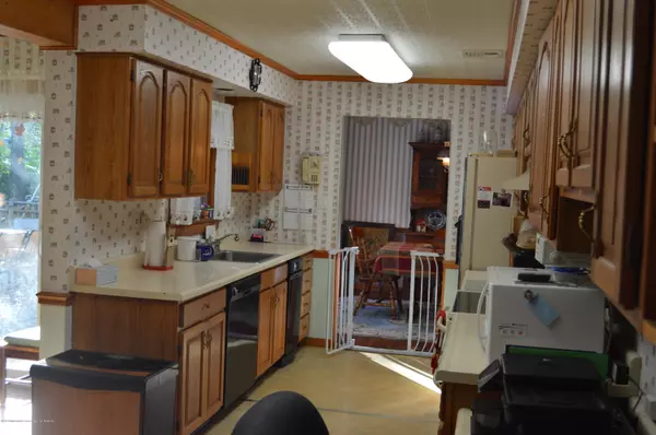 Lanoka Harbor, NJ 08734,321 Cedar Avenue