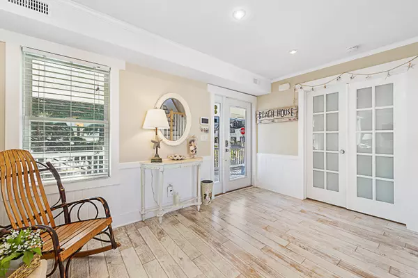 Surf City, NJ 08008,127 N 17th Street