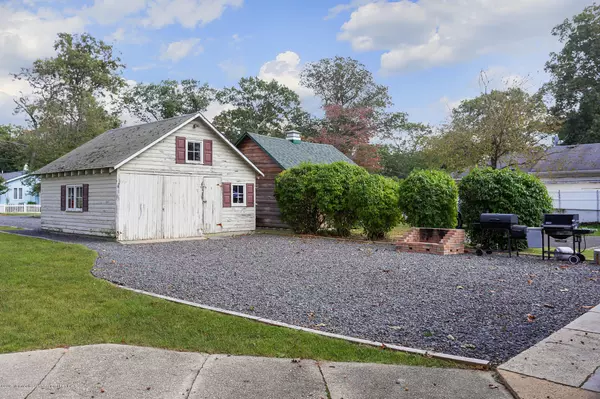 Freehold, NJ 07728,26 Weaverville Road