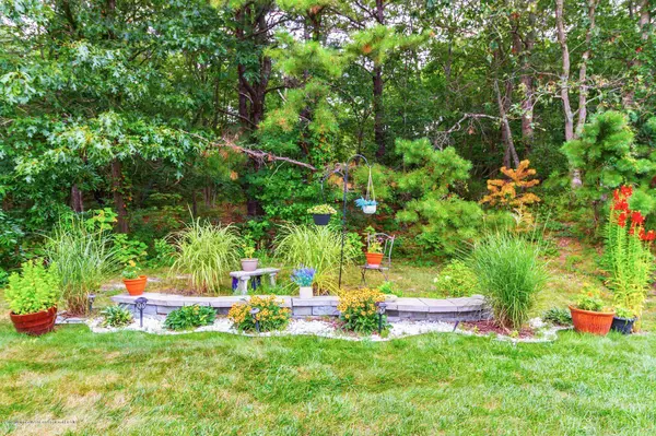 Waretown, NJ 08758,29 Belmar Boulevard
