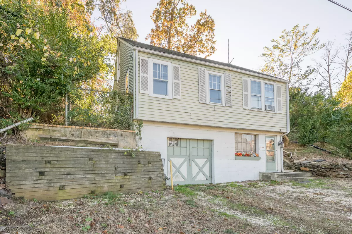 Atlantic Highlands, NJ 07716,1106 State Route 36