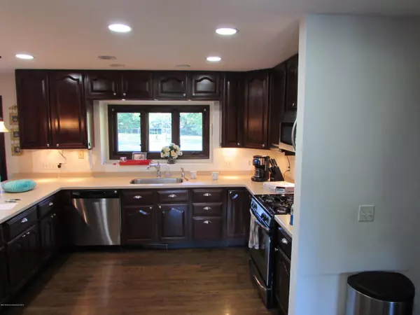 Robbinsville, NJ 08691,8 Hluchy Road