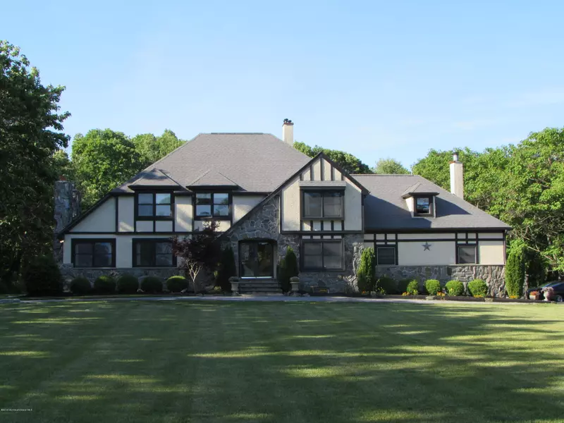 8 Hluchy Road, Robbinsville, NJ 08691