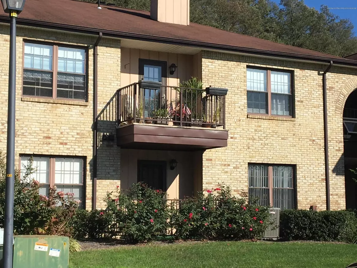 Aberdeen, NJ 07747,415 Wellington Place