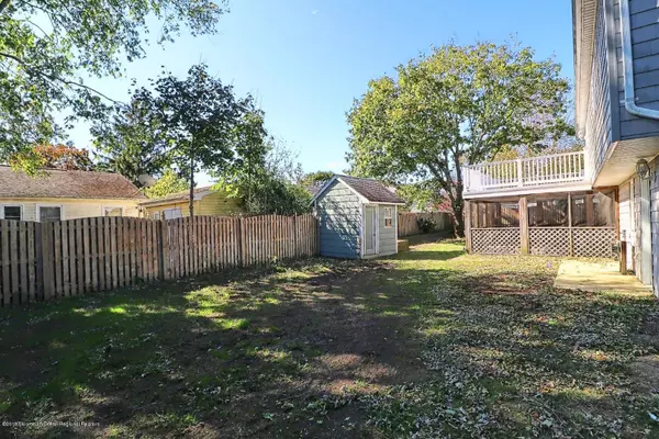 Lanoka Harbor, NJ 08734,7 Bayberry Drive