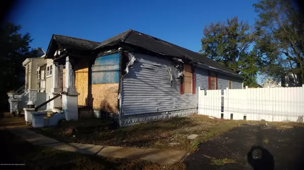 Keansburg, NJ 07734,51 Highland Boulevard