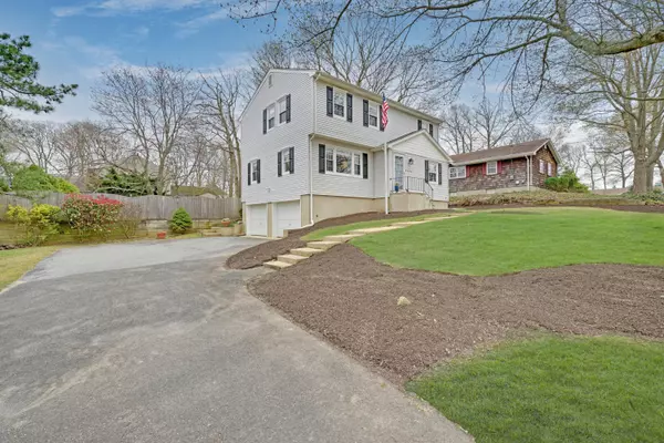 Manasquan, NJ 08736,2556 Constance Drive