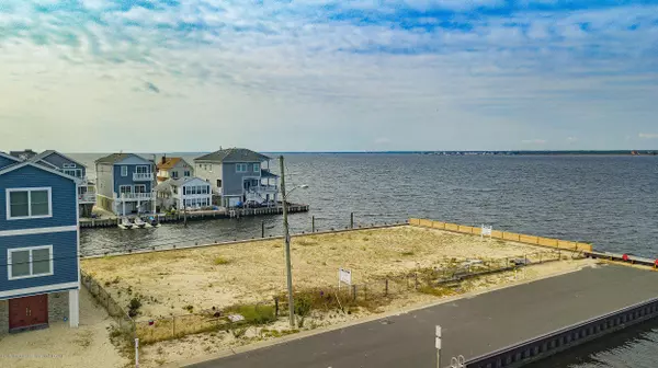 Seaside Park, NJ 08752,315 O Street