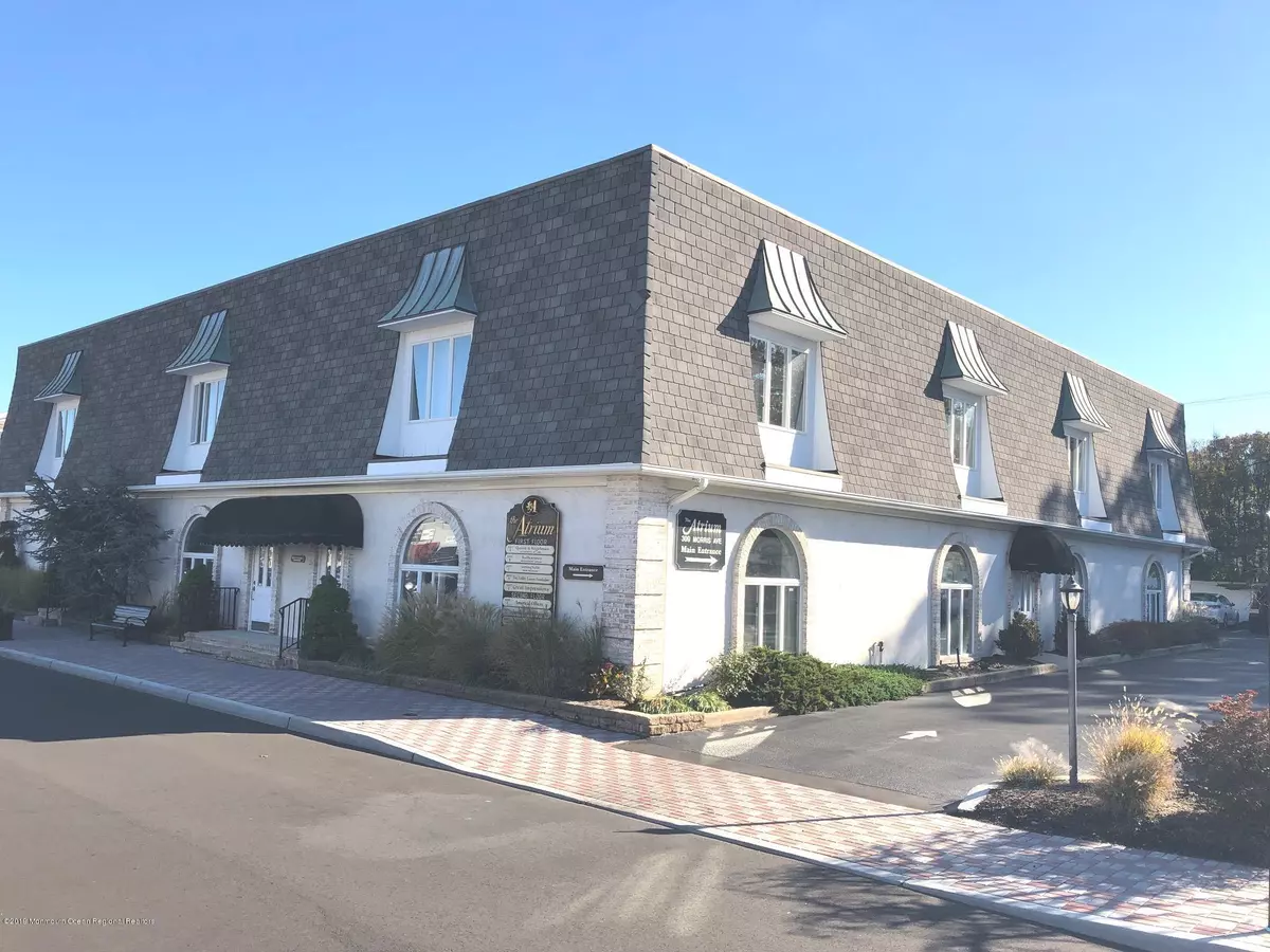 Spring Lake, NJ 07762,309 Morris Avenue