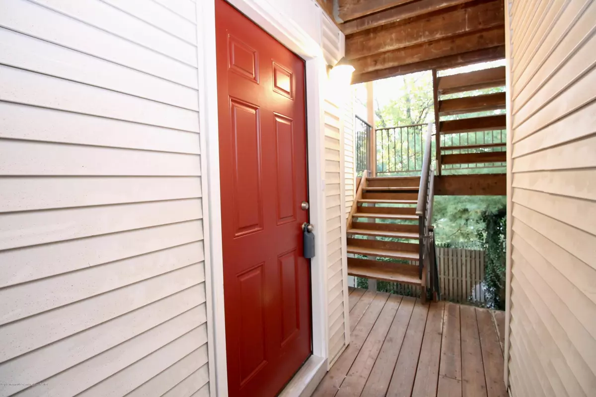 Belmar, NJ 07719,1606 Main Street #R204