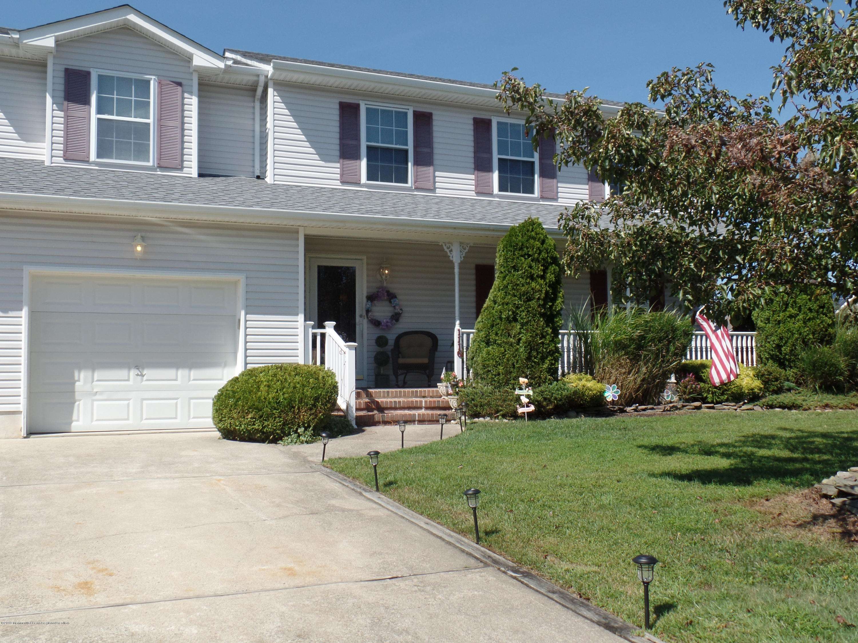 Manahawkin, NJ 08050,1116 Treasure Avenue