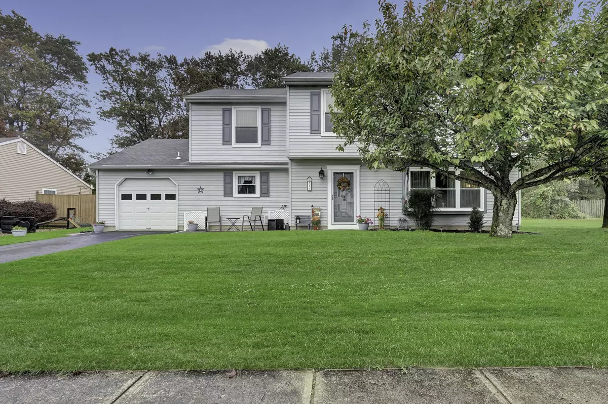 Toms River, NJ 08755,516 Buxton Road