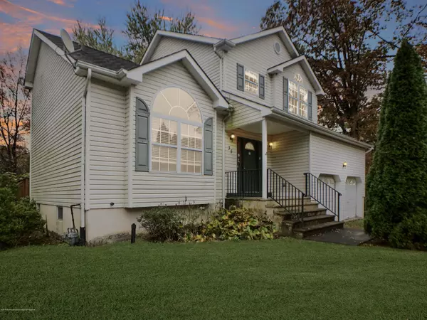 Jackson, NJ 08527,35 N Hope Chapel Road