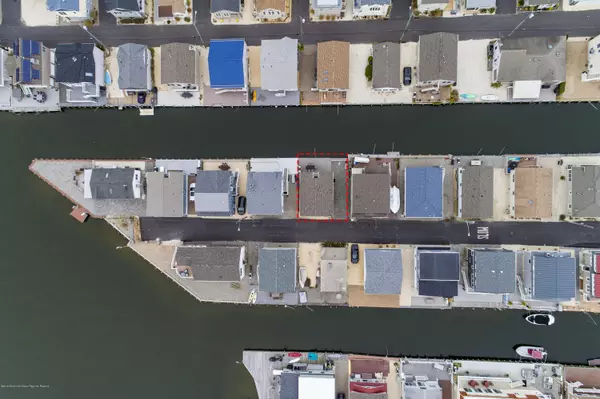 Lavallette, NJ 08735,220 Mallard Lane