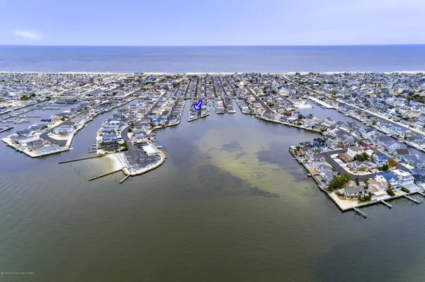 Lavallette, NJ 08735,220 Mallard Lane