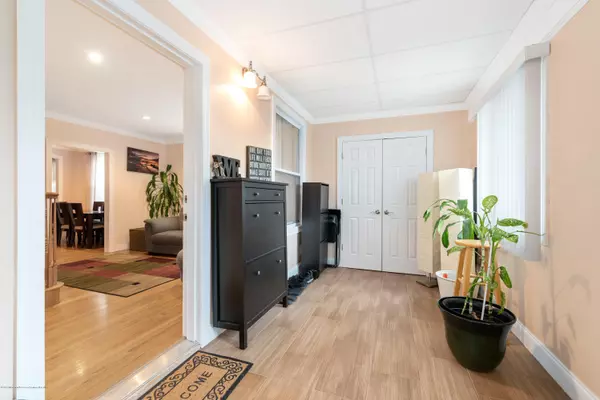 South River, NJ 08882,14 Darrow Street